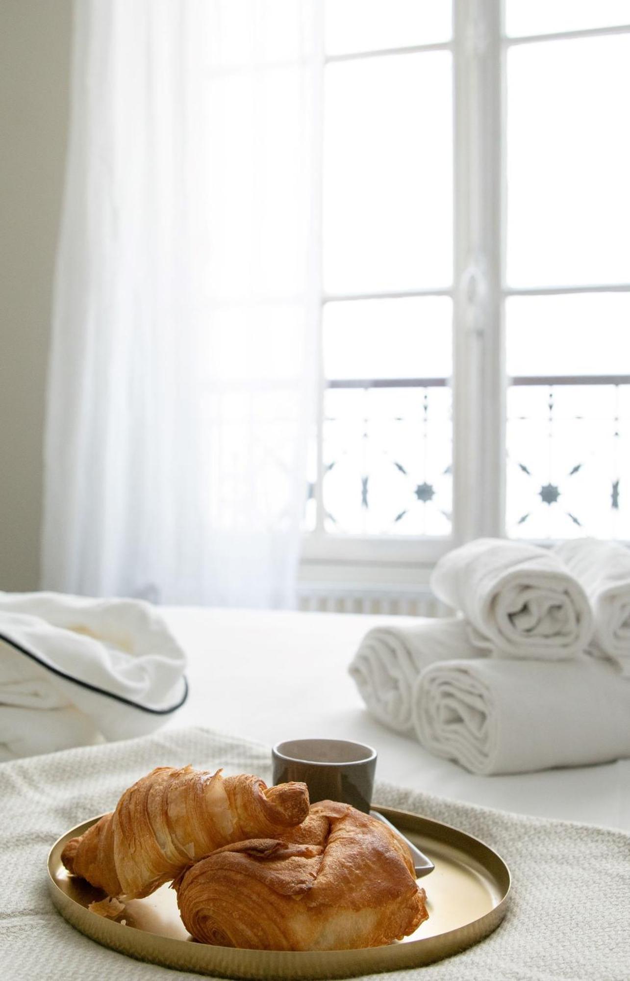 Eiffel Tower & Les Invalides - 1Br - Cityapartmentstay Paris Bagian luar foto