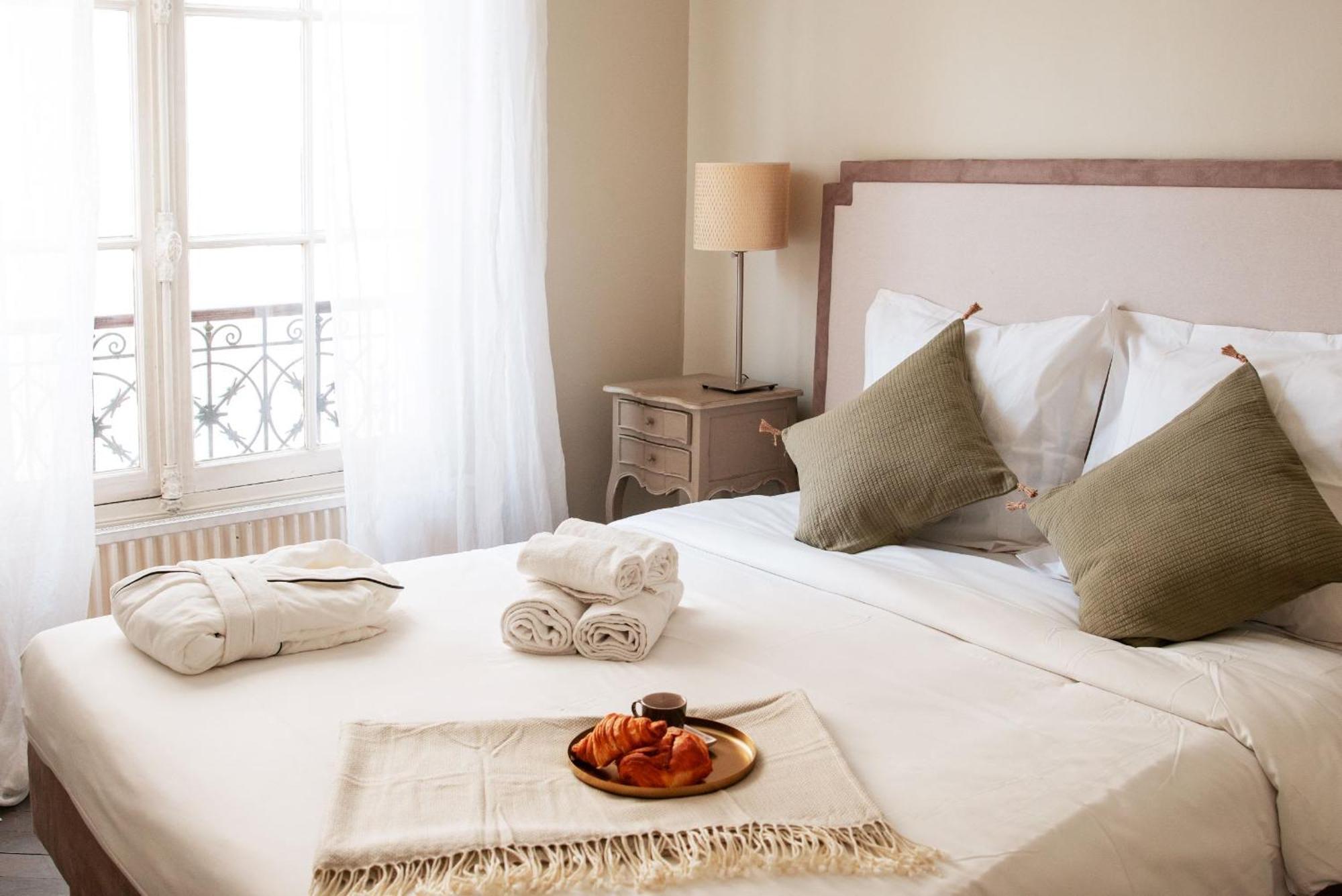 Eiffel Tower & Les Invalides - 1Br - Cityapartmentstay Paris Bagian luar foto